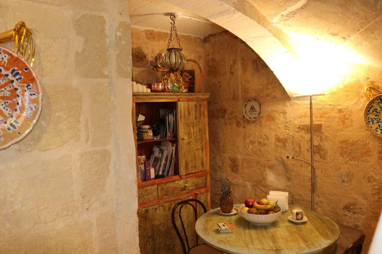 Corto Maltese Guest house Cospicua